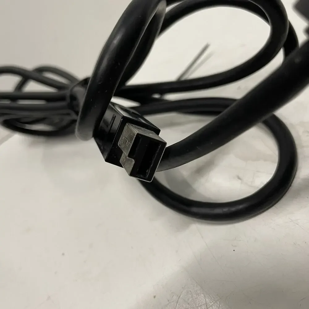 Microsoft Xbox One Kinect Wired Motion Sensor Black Model 1520 OEM